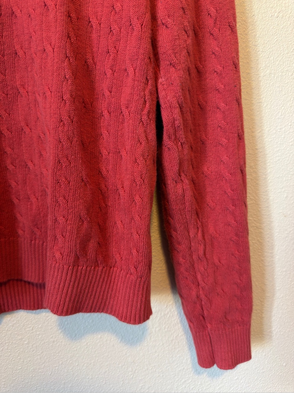 Red Knit Sweater ๐๏ธ๐๏ธ๐ - Picture 2 of 4